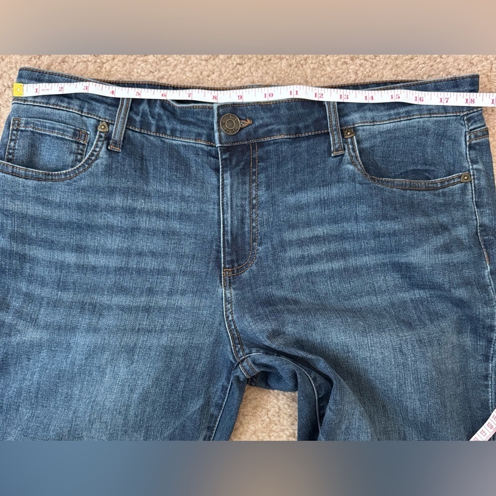 Kut from the Kloth Women’s Dark Blue Mid Rise Straight Jeans Size 14 - Picture 5 of 13